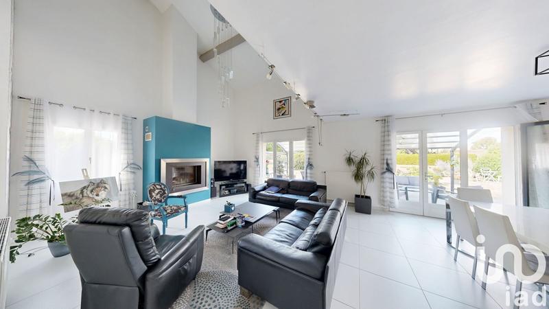 Maison - 288 m² - 7 pièces