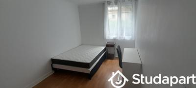 Chambre - 10 m² - 1 pièce