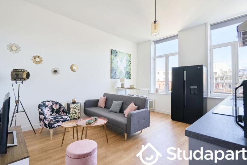 Chambre - 14 m² - 1 pièce