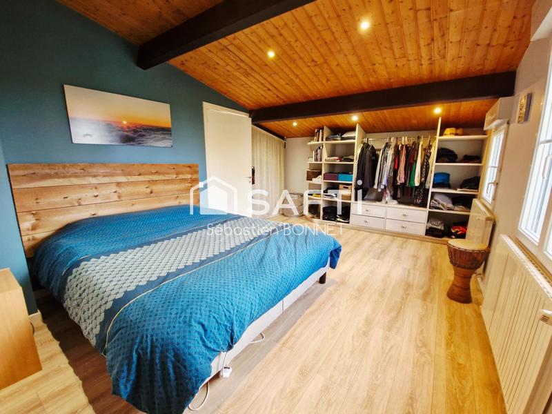 Maison - 160 m² - 9 pièces