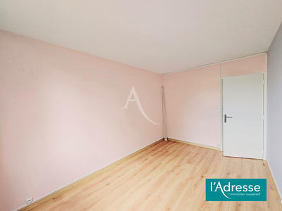 Appartement - 104 m² - 4 pièces