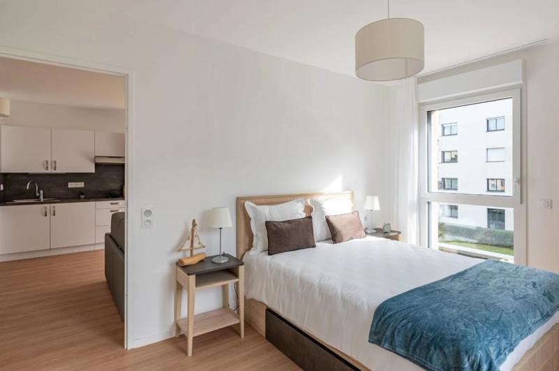 Studio - 30 m² - 1 pièce