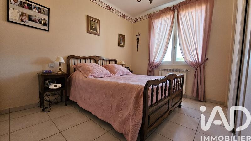 Maison - 195 m² - 9 pièces