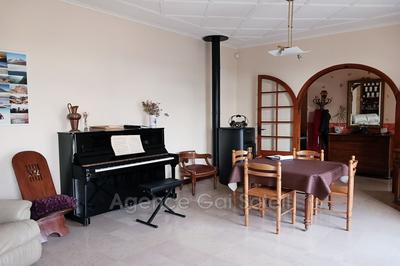 Maison - 177 m² - 6 pièces