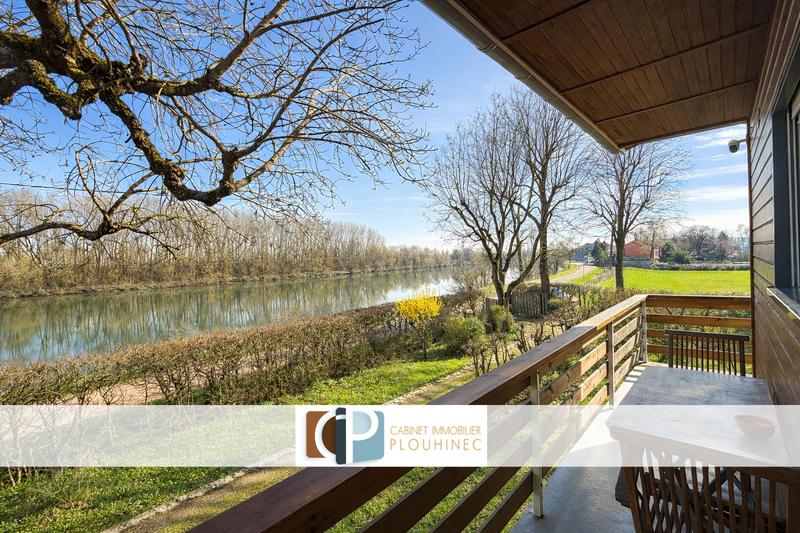 Maison - 90 m² - 5 pièces