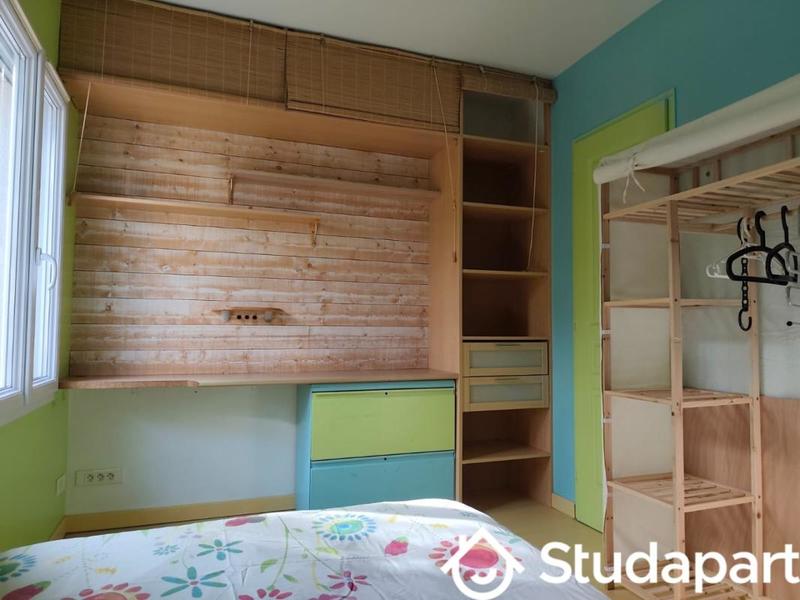 Chambre - 9 m² - 1 pièce