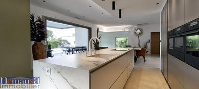 Propriété - 163 m² - 7 pièces