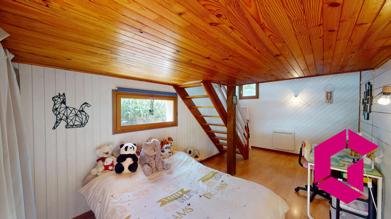 Maison - 99 m² - 4 pièces