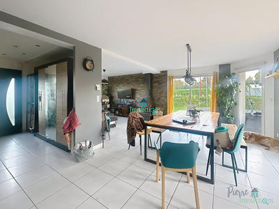 Maison - 138 m² - 6 pièces