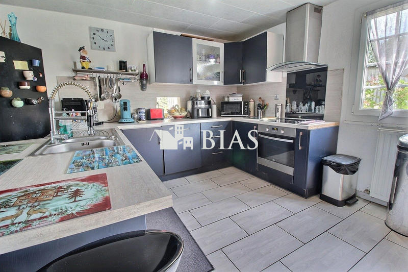 Maison - 139 m² - 6 pièces