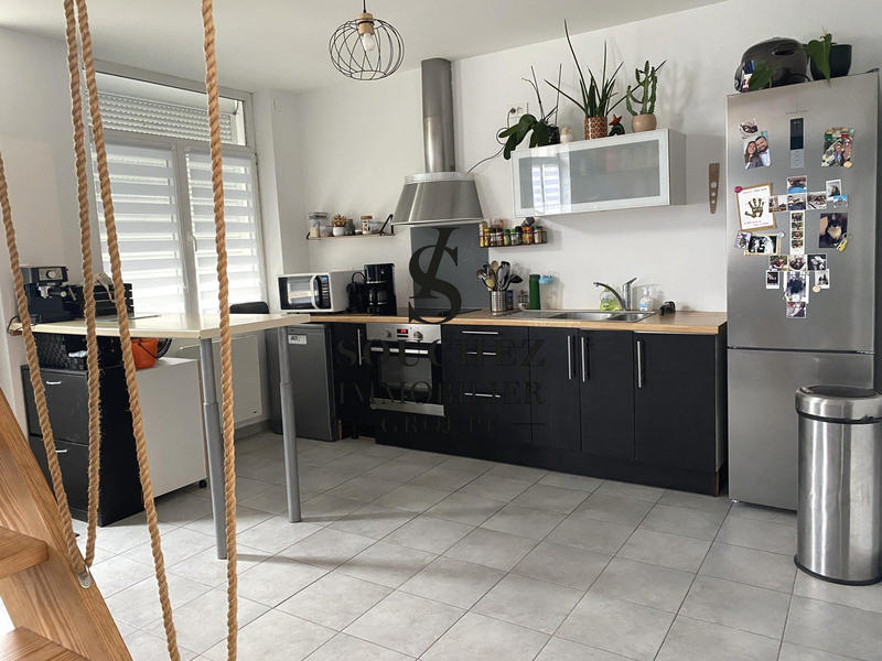 Maison - 83 m² - 5 pièces