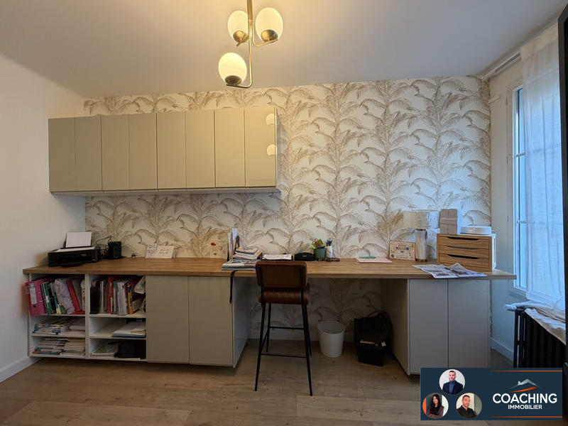 Maison - 205 m² - 7 pièces