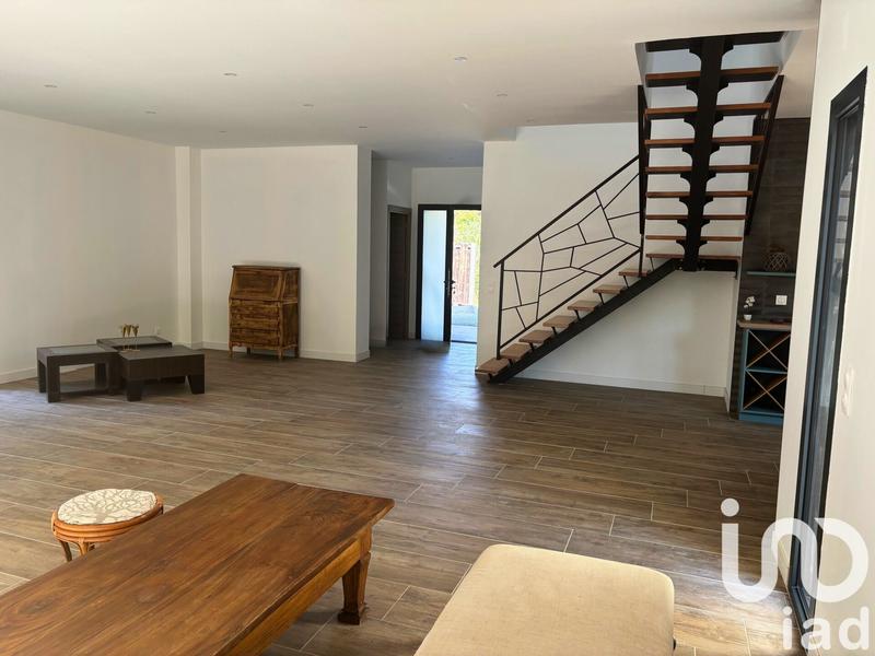 Maison - 167 m² - 5 pièces