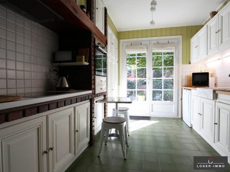 Maison - 148 m² - 8 pièces