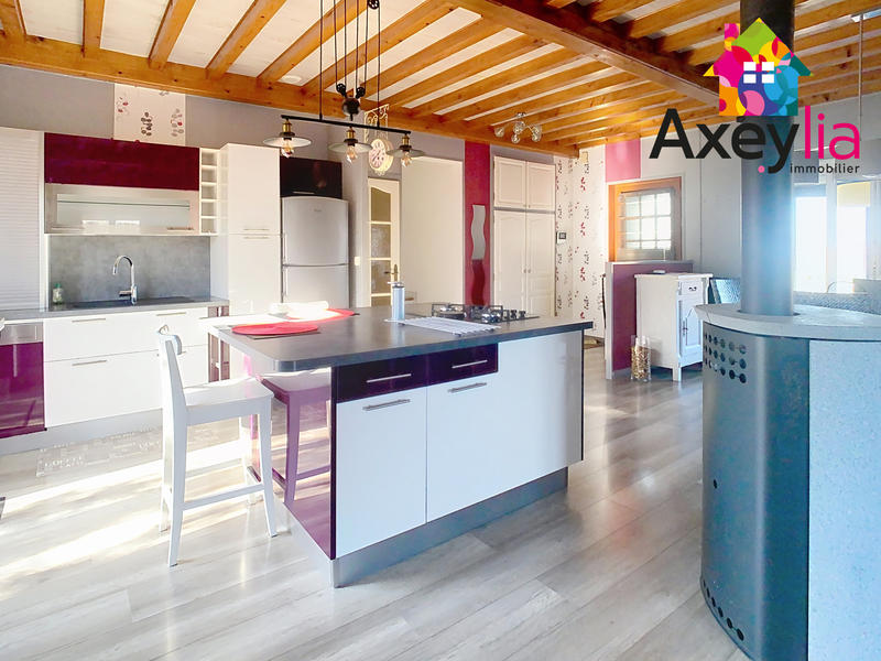 Maison - 159 m² - 7 pièces