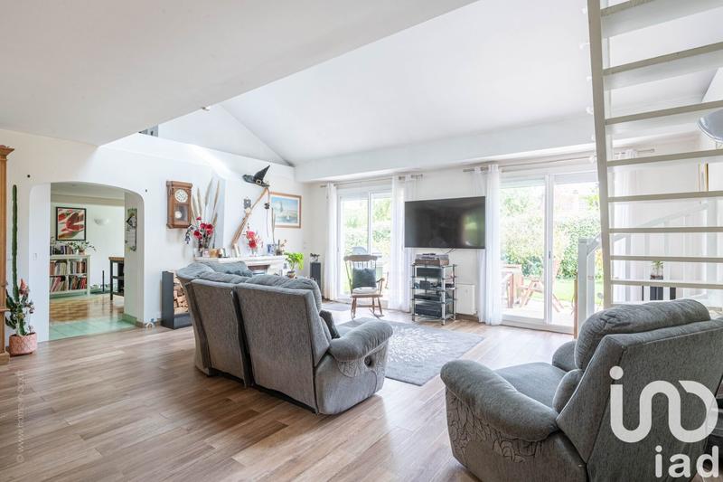 Maison - 184 m² - 6 pièces