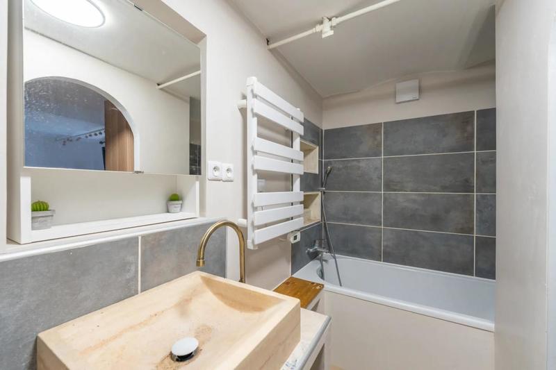 Appartement - 100 m² - 6 pièces