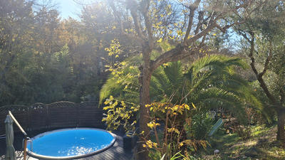 Maison - 207 m² - 7 pièces