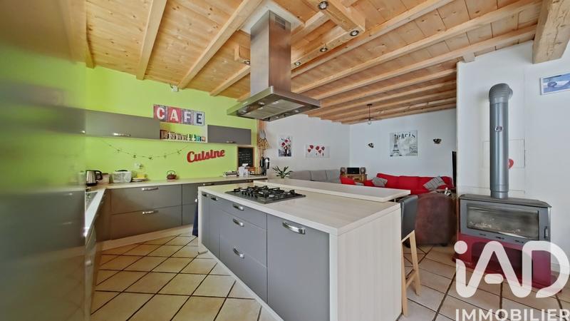 Maison - 300 m² - 10 pièces