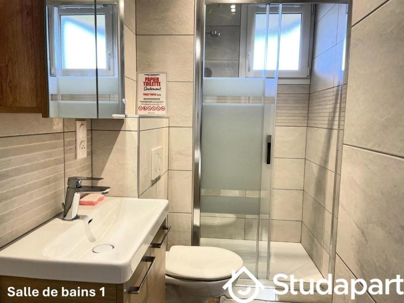 Chambre - 12 m² - 1 pièce