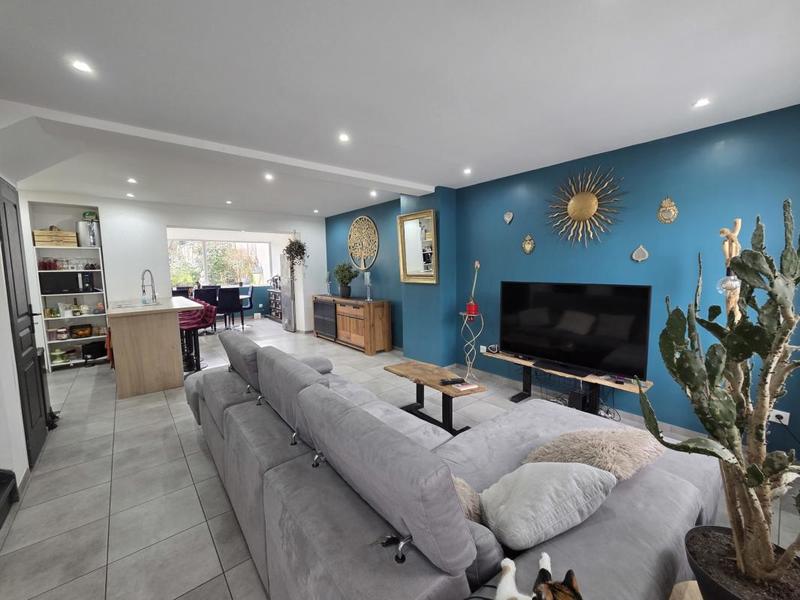 Maison de ville - 83 m² - 5 pièces