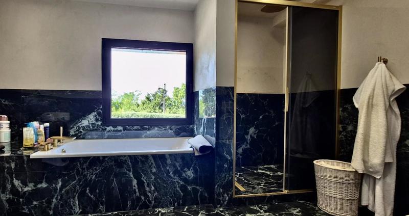 Villa - 204 m² - 6 pièces