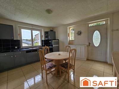 Maison - 147 m² - 9 pièces