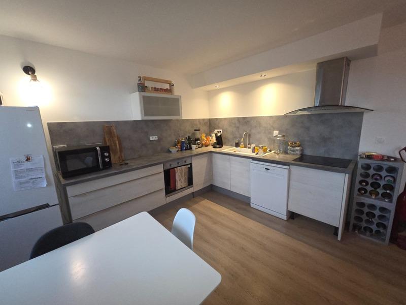 Appartement - 77 m² - 4 pièces