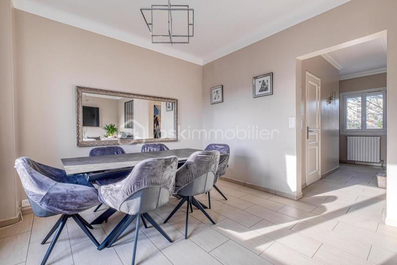 Maison - 160 m² - 6 pièces