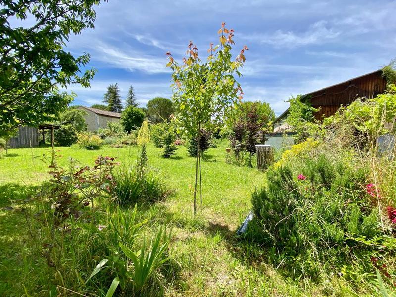 Maison de village - 280 m² - 6 pièces