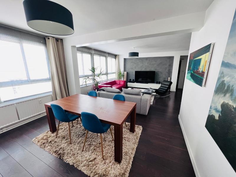 Appartement - 80 m² - 4 pièces