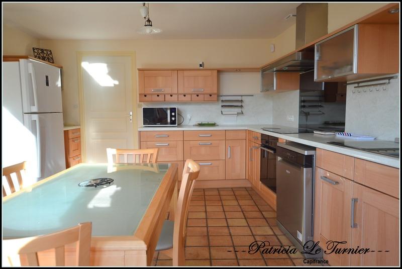 Maison - 194 m² - 6 pièces