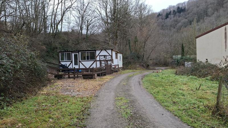 Propriété - 98 m² - 3 pièces