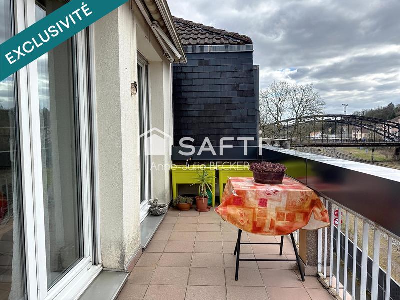 Appartement - 99 m² - 5 pièces