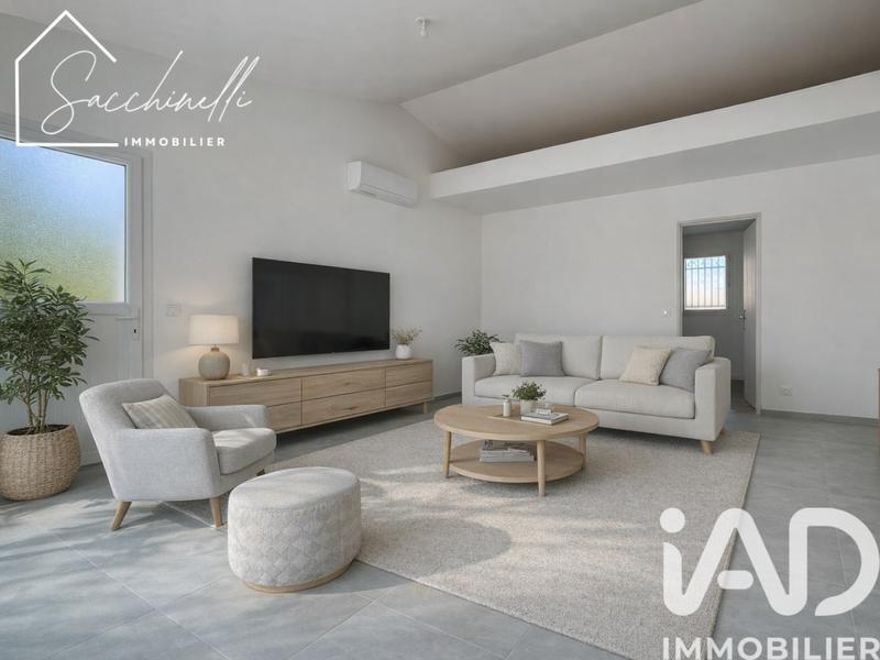 Maison - 253 m² - 10 pièces