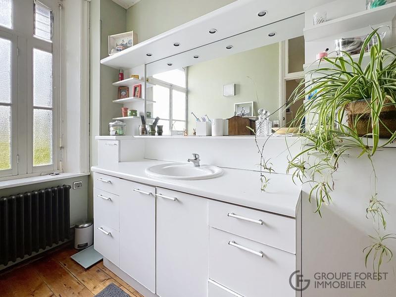 Maison - 163 m² - 8 pièces