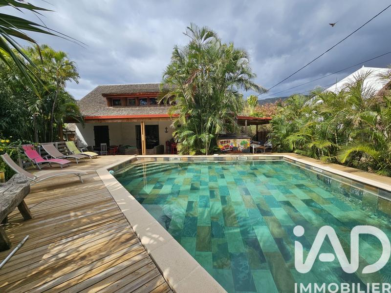 Maison - 174 m² - 7 pièces