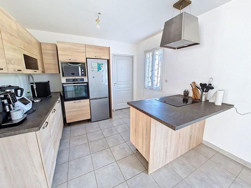 Maison - 110 m² - 6 pièces