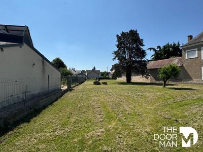 Terrain constructible - 900 m²