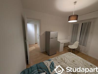 Chambre - 97 m² - 1 pièce