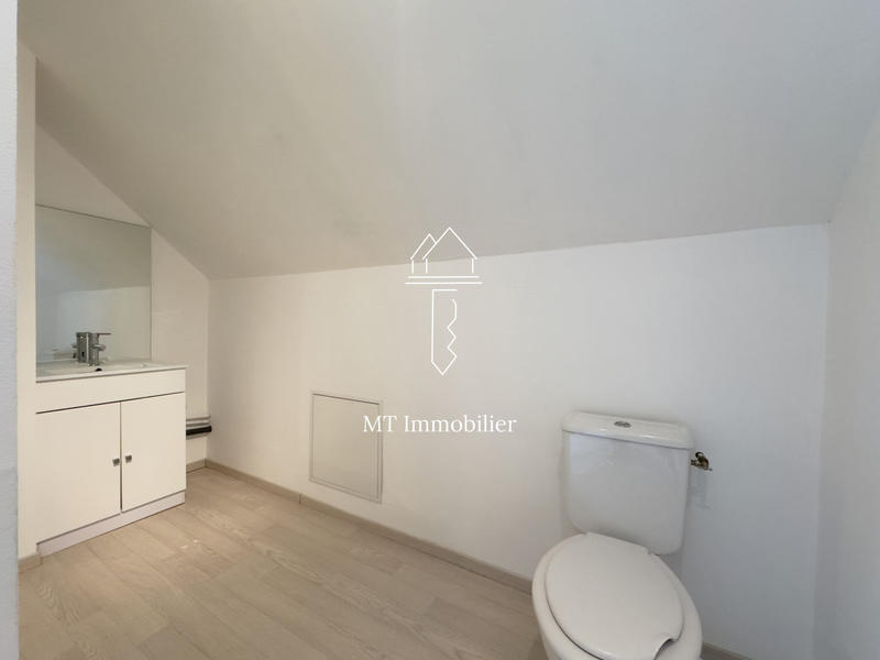 Maison - 141 m² - 8 pièces