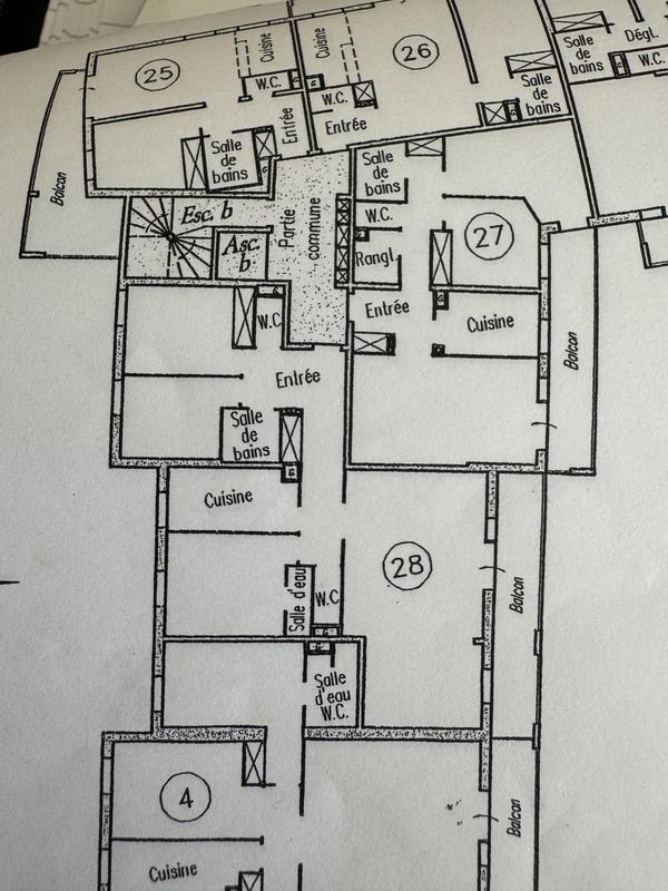 Appartement - 102 m² - 5 pièces