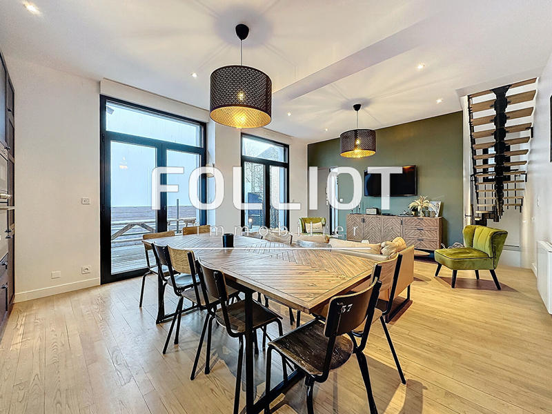 Maison - 141 m² - 5 pièces