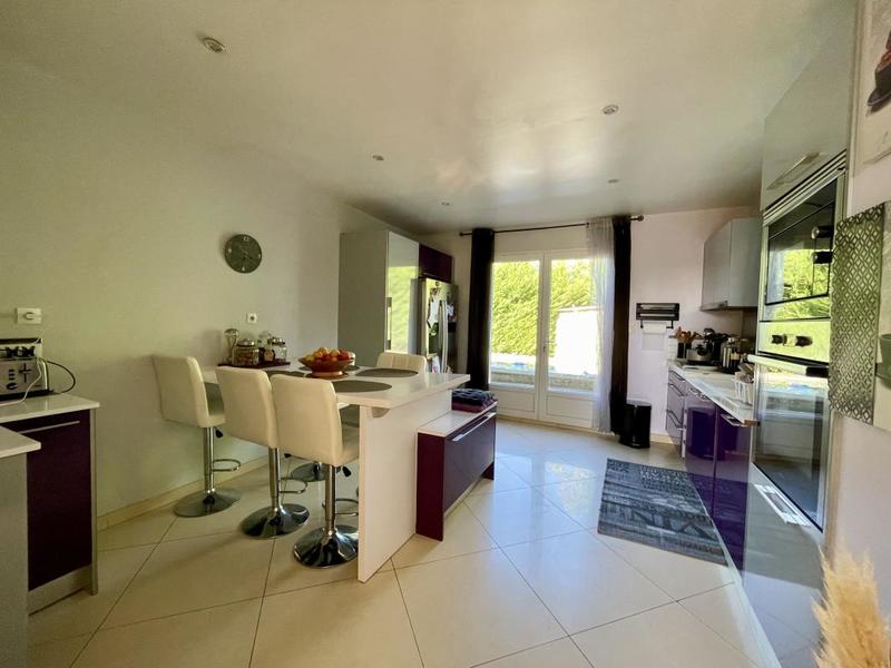 Maison - 172 m² - 6 pièces