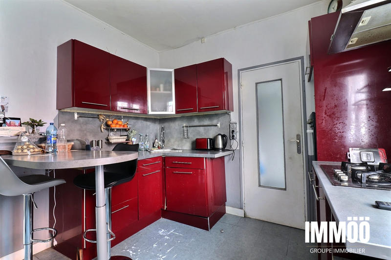 Maison traditionnelle - 143 m² - 6 pièces