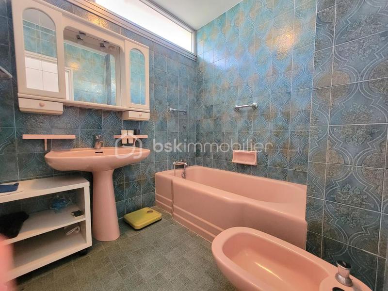 Maison d'architecte - 248 m² - 8 pièces