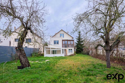 Maison - 155 m² - 6 pièces