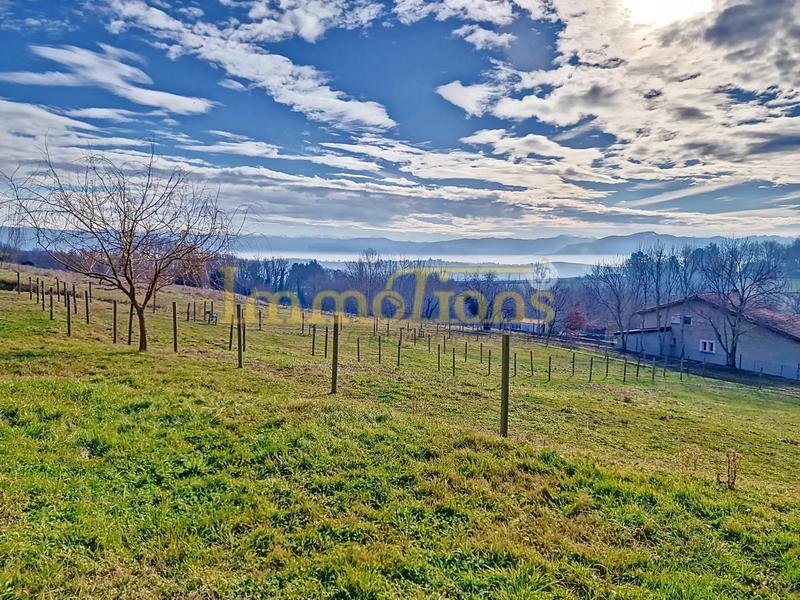 Maison - 250 m² - 11 pièces