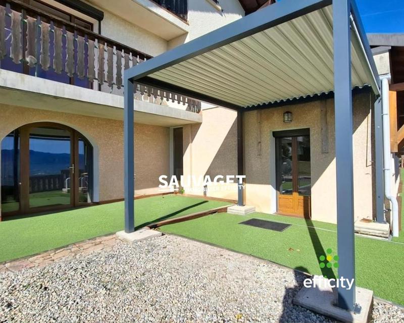 Appartement - 99 m² - 3 pièces