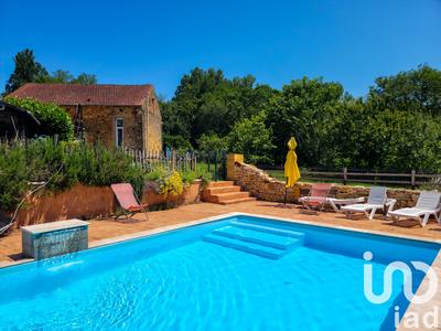 Maison - 338 m² - 14 pièces